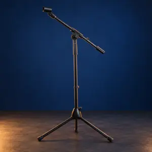 סטנד מיקרופון למכירה — תמונת המחשה